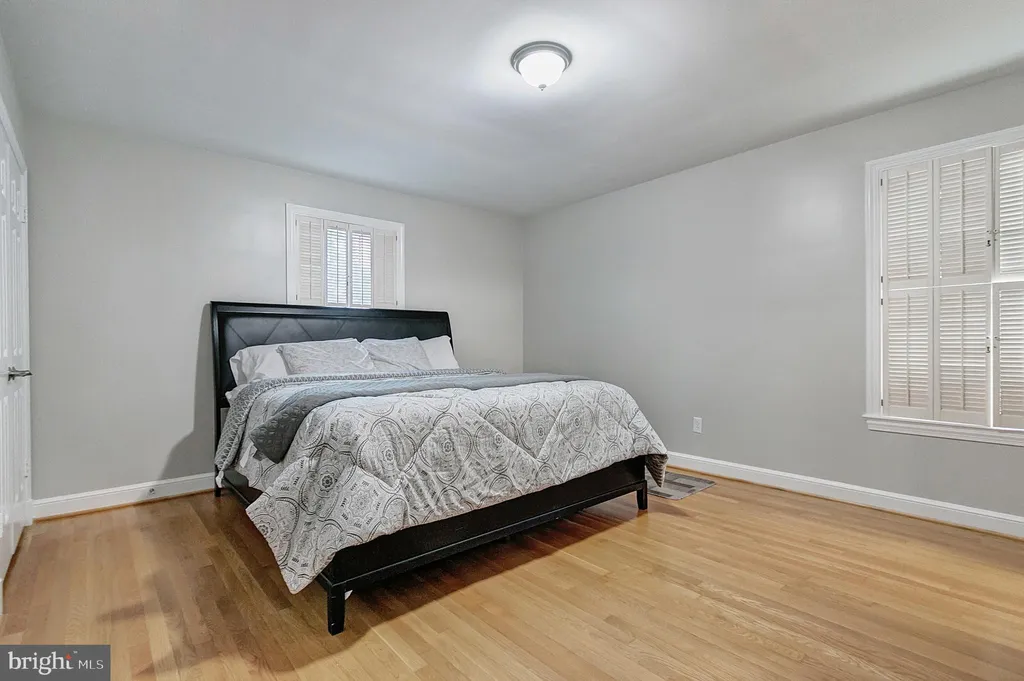Additional image 12 of 2108 48th Street NW, Washington, DC 20007