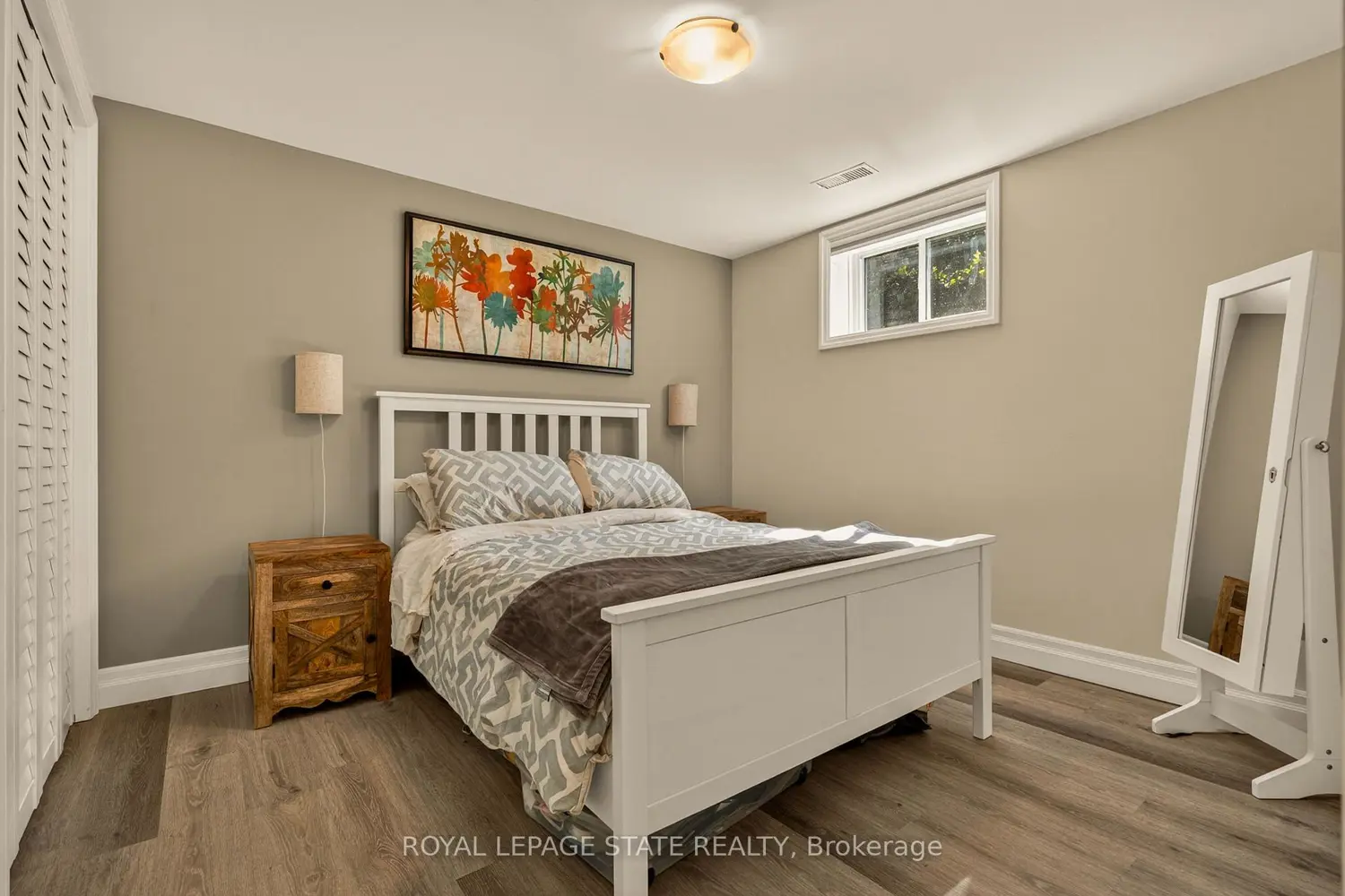 Additional image 14 of 1396 Niels Avenue
