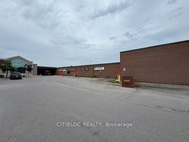 Additional image 3 of 1995 Dundas Street E, Mississauga, ON, L4X 2C8