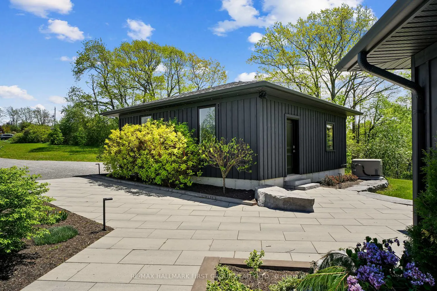 5206 Sully Road photo 4