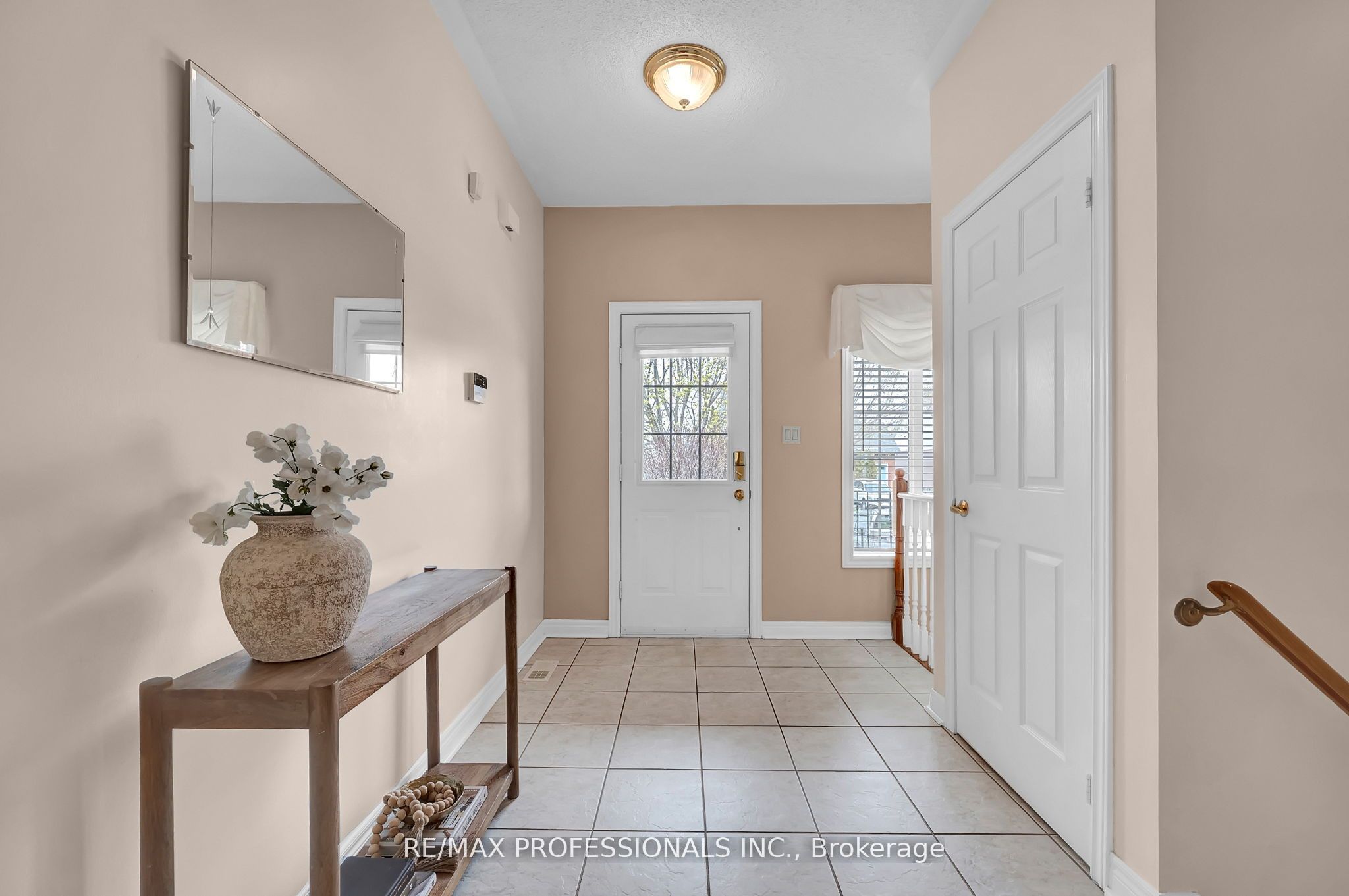 Additional image 2 of 96 Waterbury Crescent, Scugog, ON, L9L 1S2