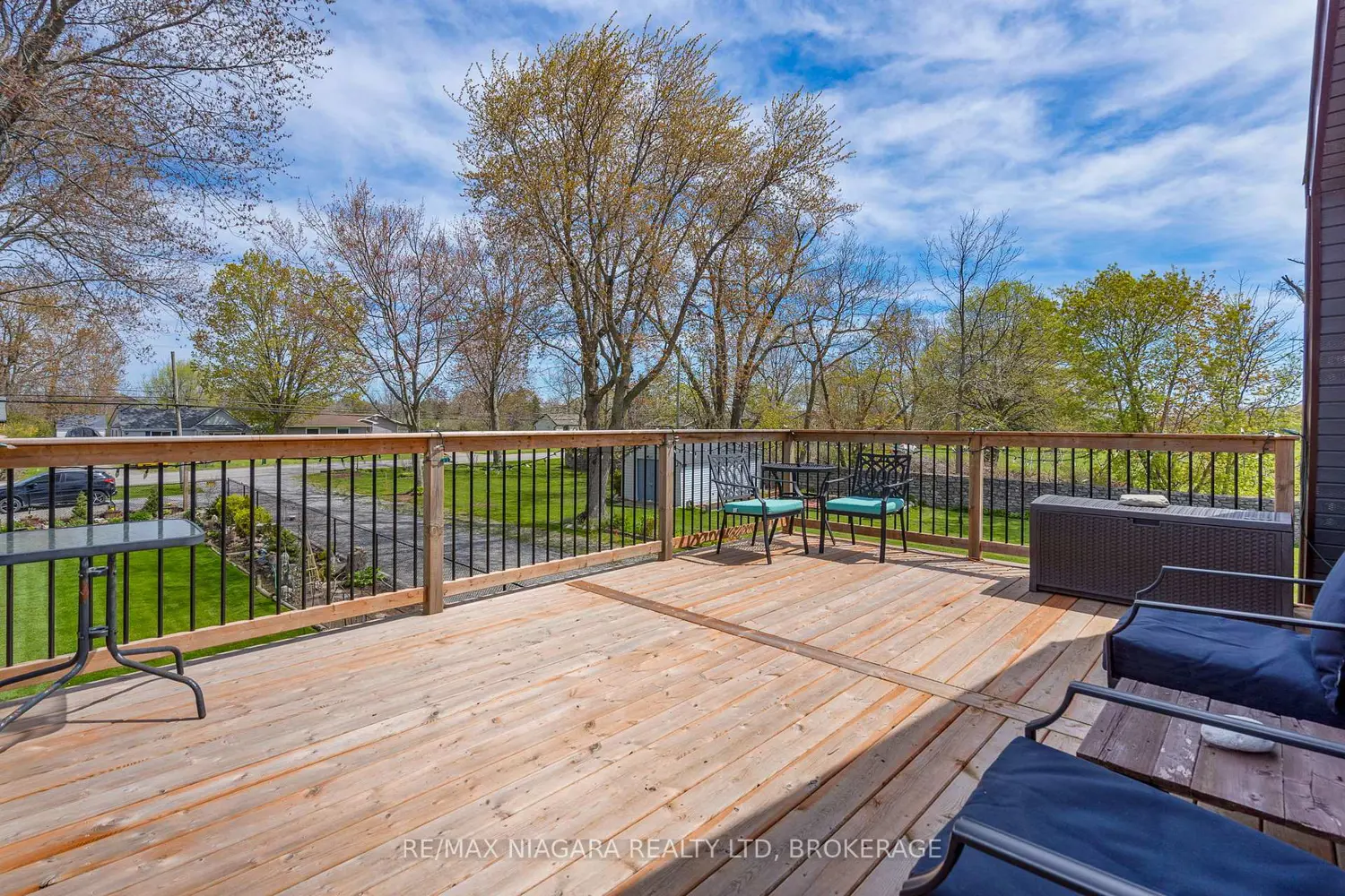 Additional image 11 of 10825 Lakeshore Road