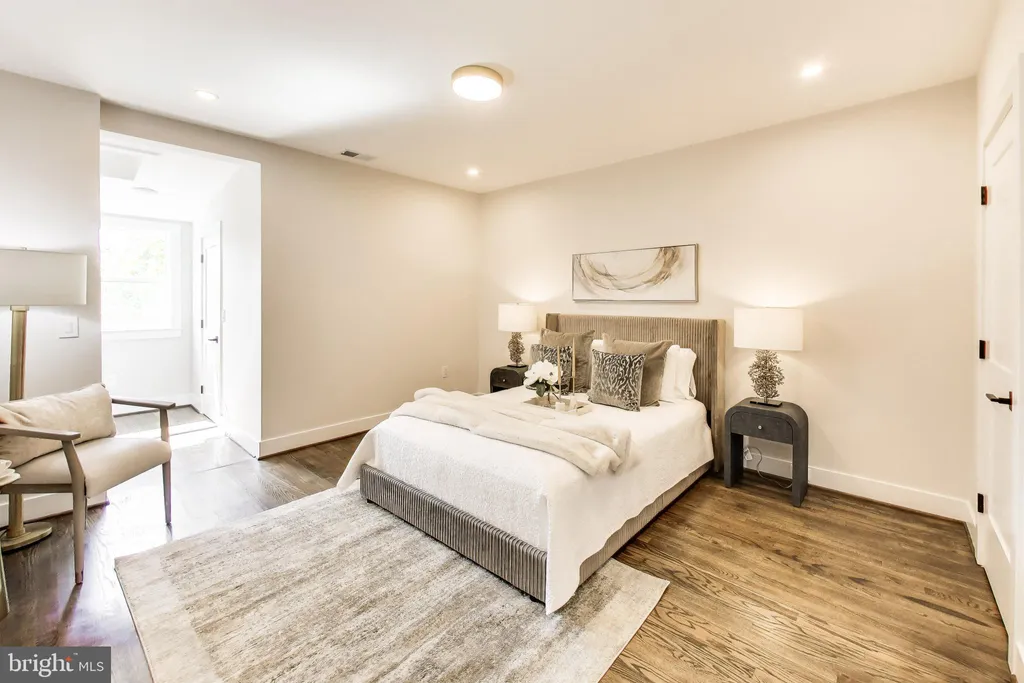 Additional image 18 of 3527 Hertford Place NW, Washington, DC 20010