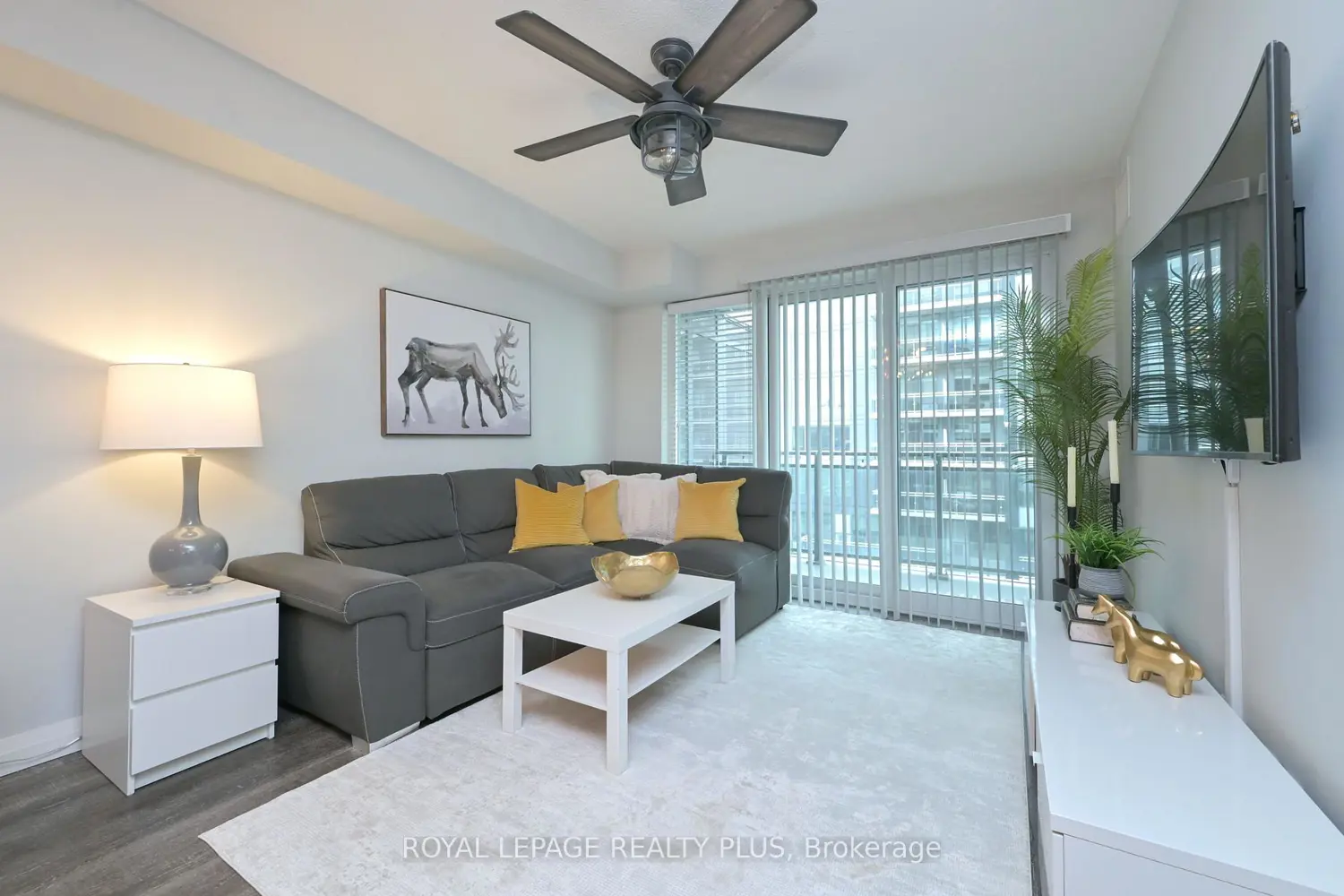 53 Arthur Street 614 photo 2