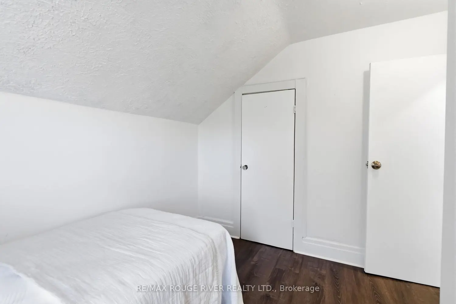 Additional image 13 of 163 Nassau Street