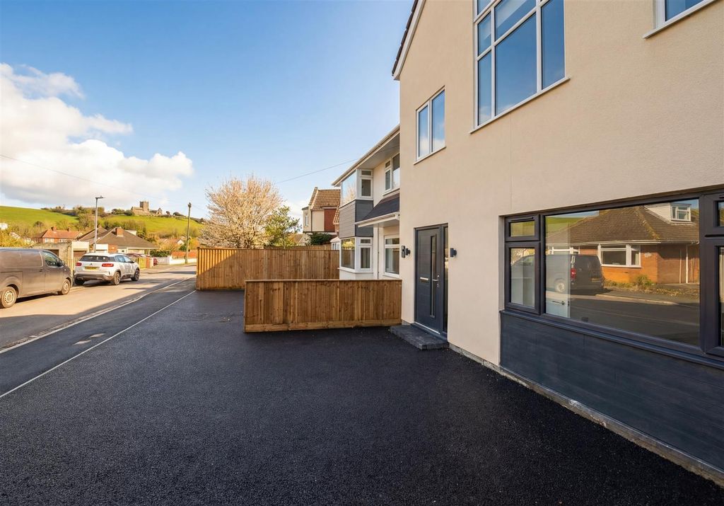 Additional image 20 of 4 bed semi-detached house for saleWestfield Close, Uphill, Weston-Super-Mare BS23