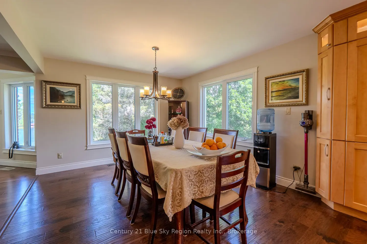 Additional image 13 of 353 Macpherson Drive