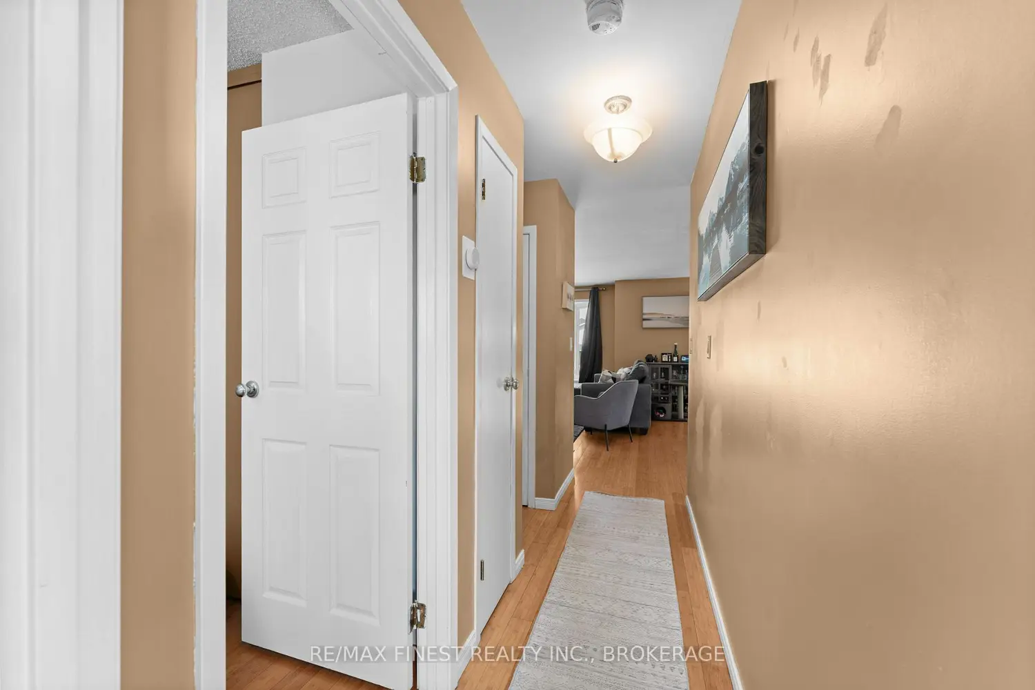Additional image 11 of 102 Grenadier Drive