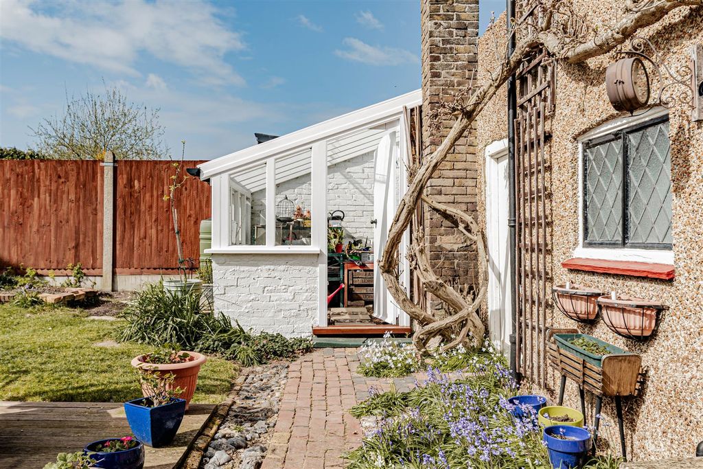 Additional image 28 of 4 bed semi-detached house for saleTothill Street, Minster, Ramsgate CT12