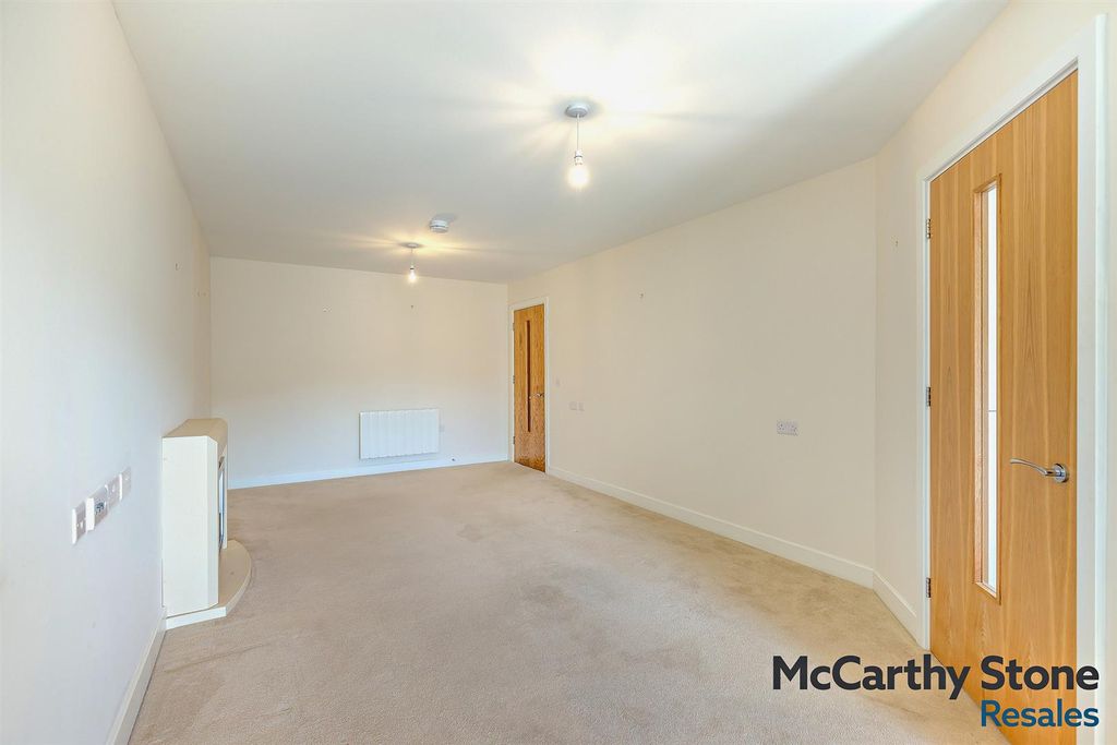 Additional image 11 of 2 bed flat for saleMonument Place, Endless Street, Salisbury SP1
