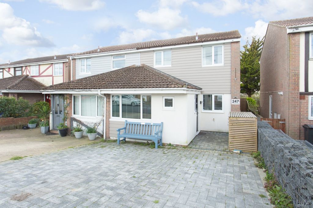 3 bed semi-detached house for saleSt. Richards Road, Deal, Kent CT14