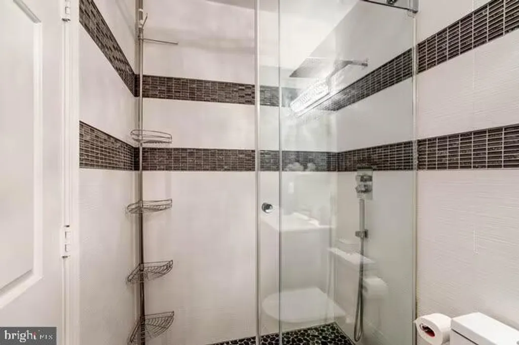 Additional image 24 of 3233 Sutton Place NW Unit A, Washington, DC 20016