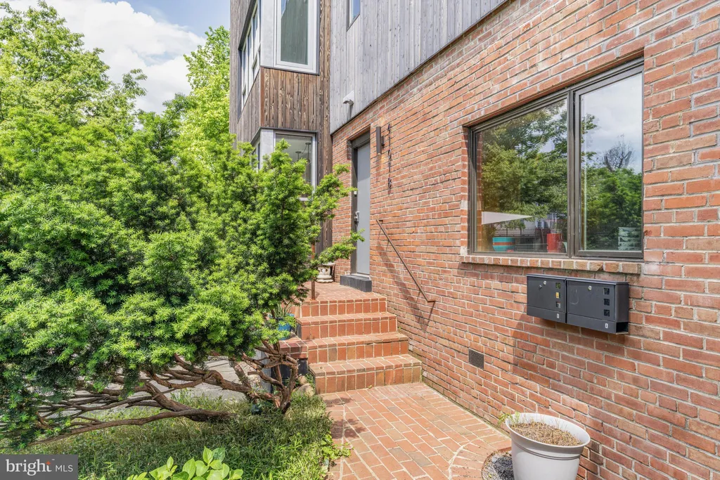 Additional image 47 of 4101 Arkansas Avenue NW Unit B, Washington, DC 20011
