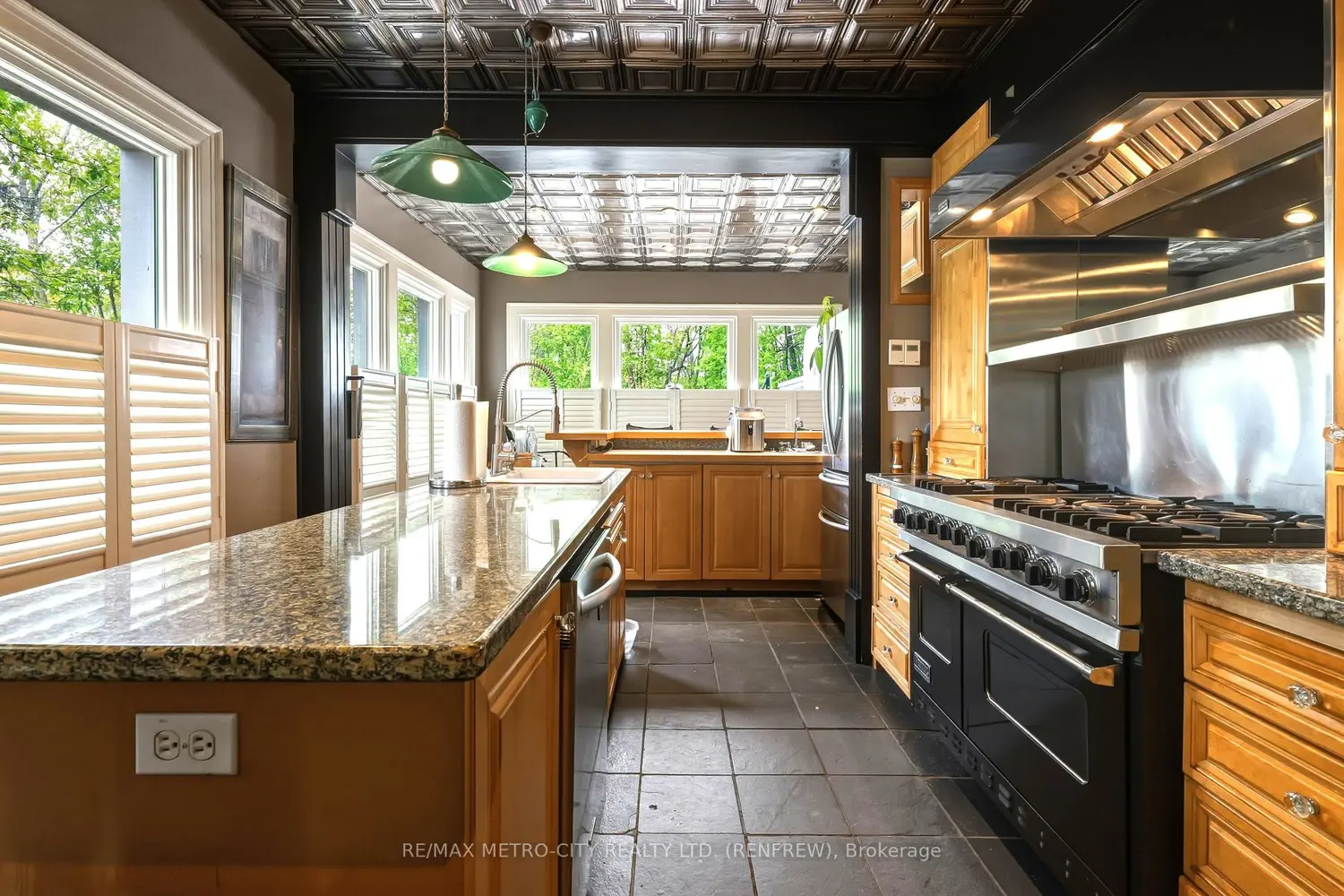 Additional image 6 of 560 Raglan Street