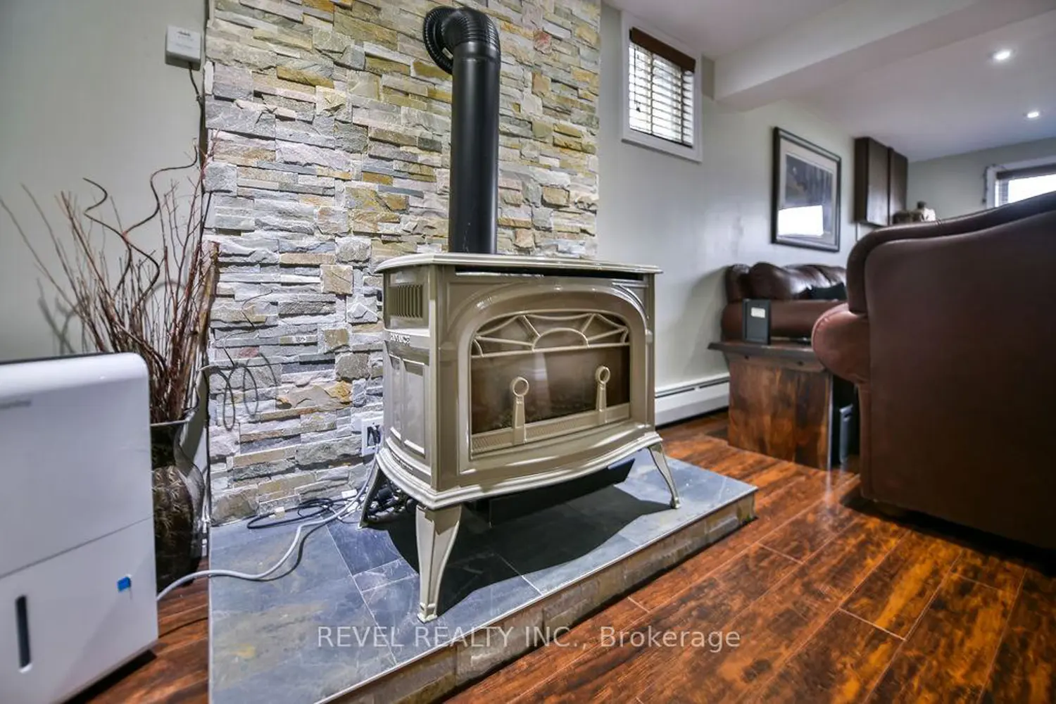 Additional image 14 of 634 Tamarack Street