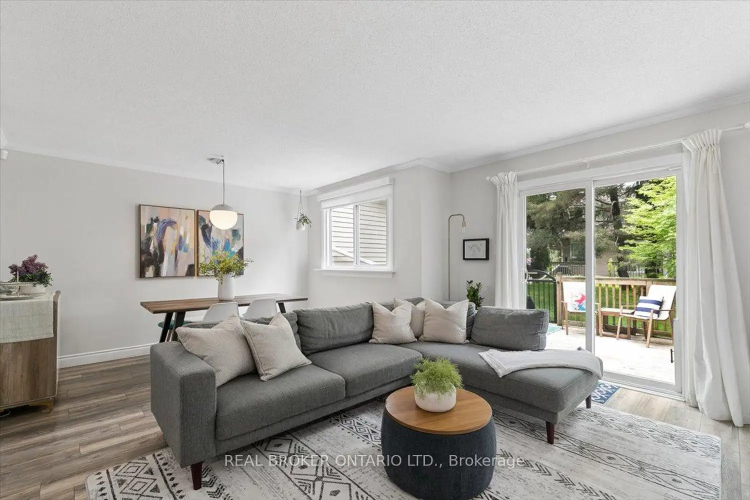 Additional image 7 of 180 Highland Crescent 10