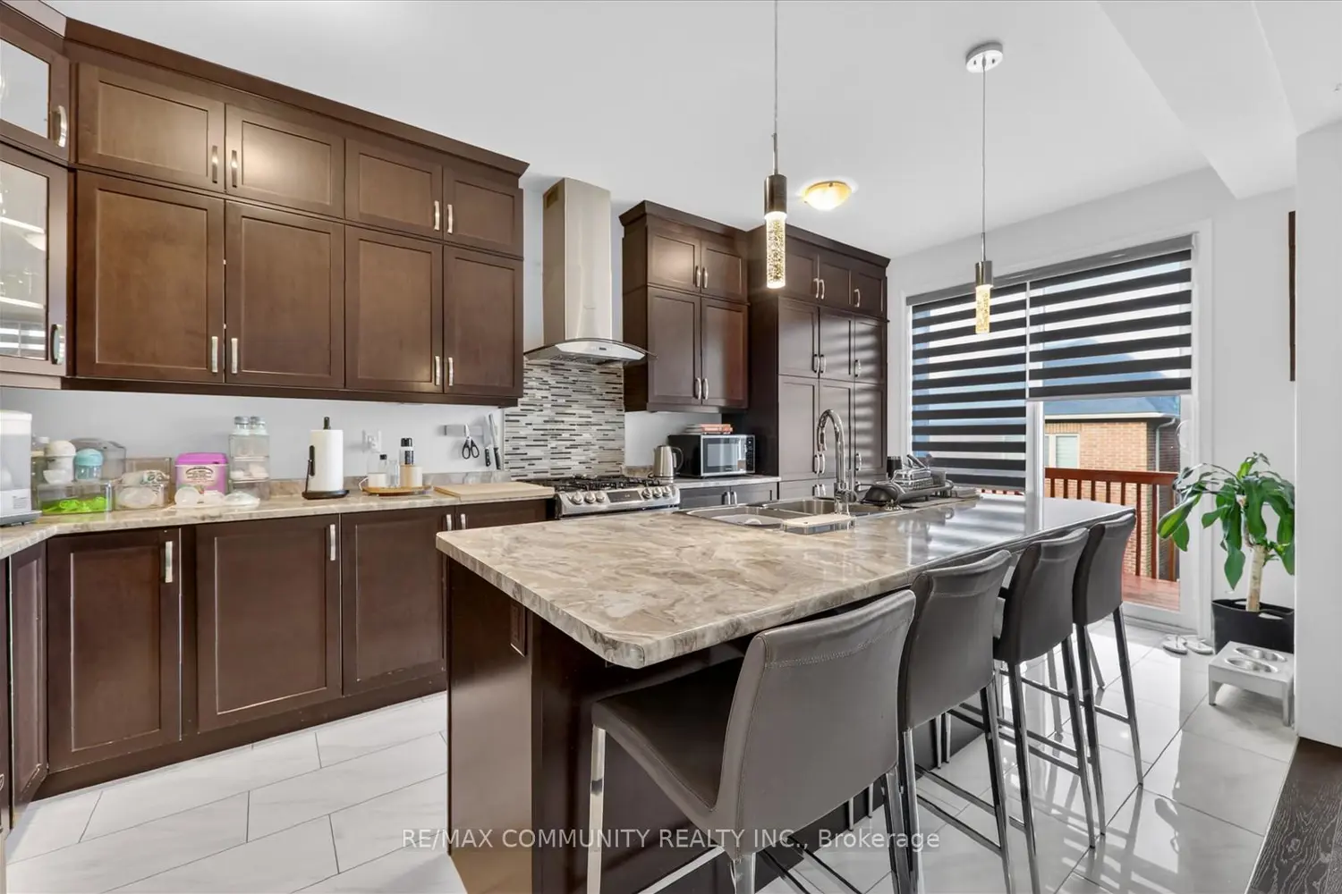 Additional image 7 of 2725 Sapphire Drive