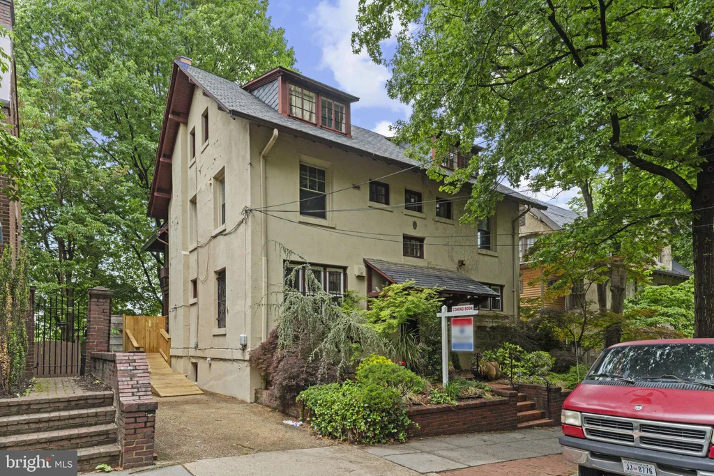 Additional image 4 of 2812 Adams Mill Road NW, Washington, DC 20009