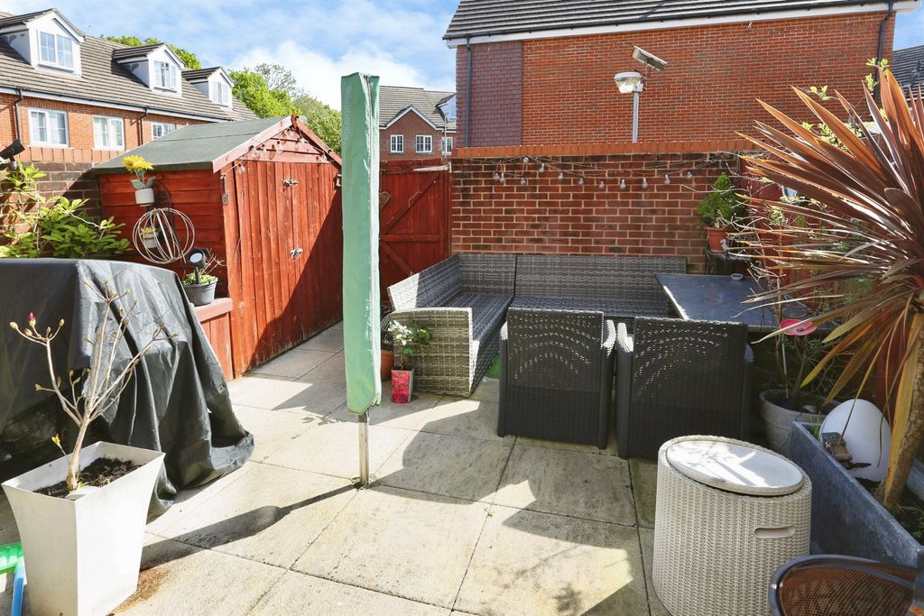 Additional image 24 of 5 bed semi-detached house for saleWatson Court, Hedge End, Southampton SO30