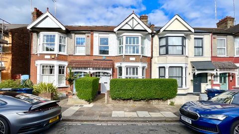 Lankaster Gardens, East Finchley, London N2