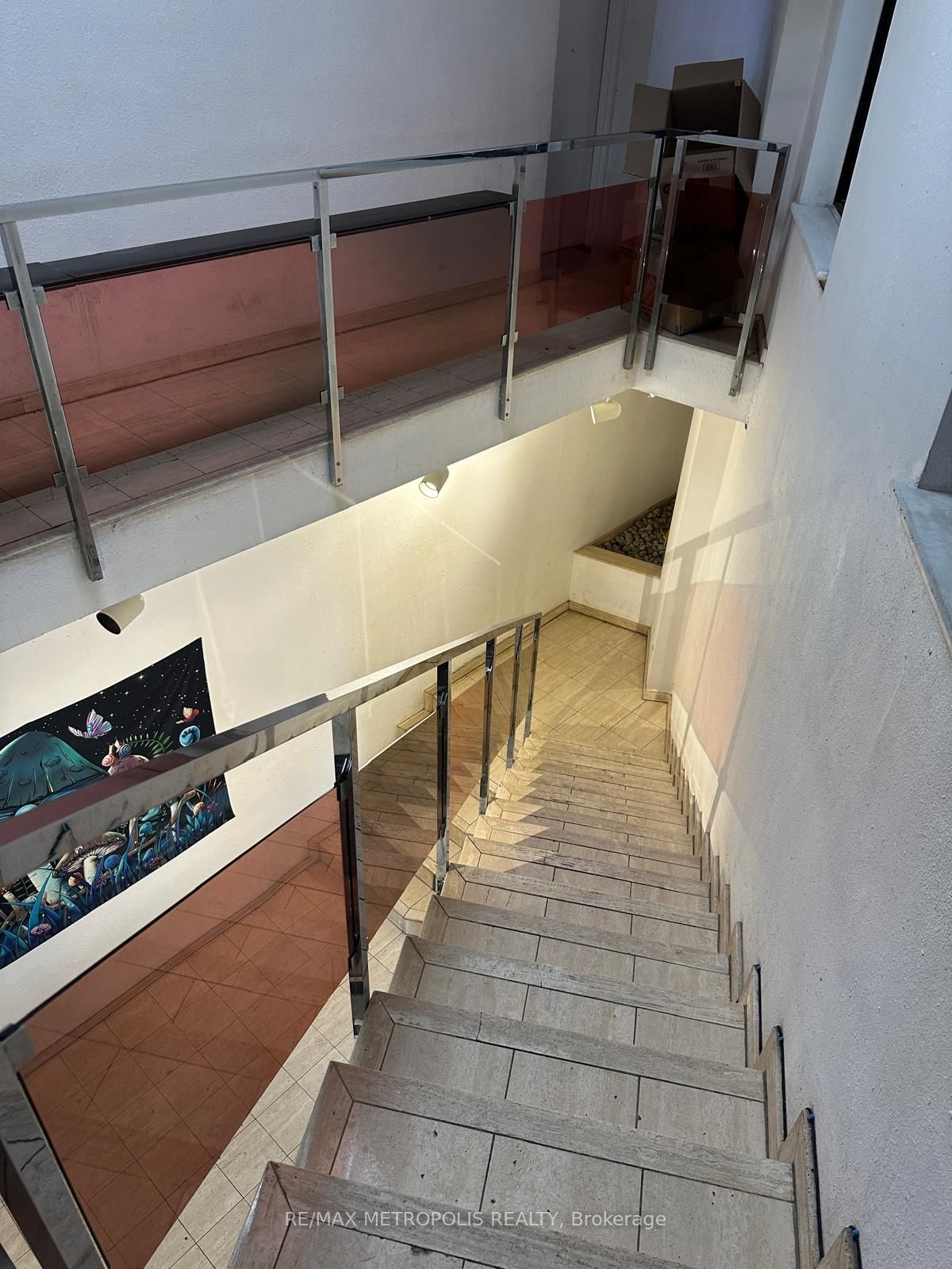 Additional image 3 of Upper-1 Dunlop Street E, Barrie, ON, L4N 1A1