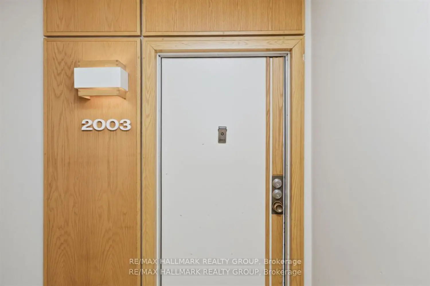 Additional image 4 of 71 Somerset Street 2003