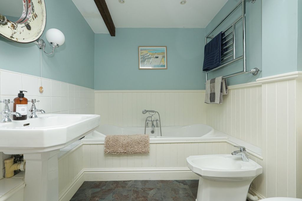 Additional image 11 of 5 bed semi-detached house for saleMonkton Street, Monkton, Ramsgate CT12