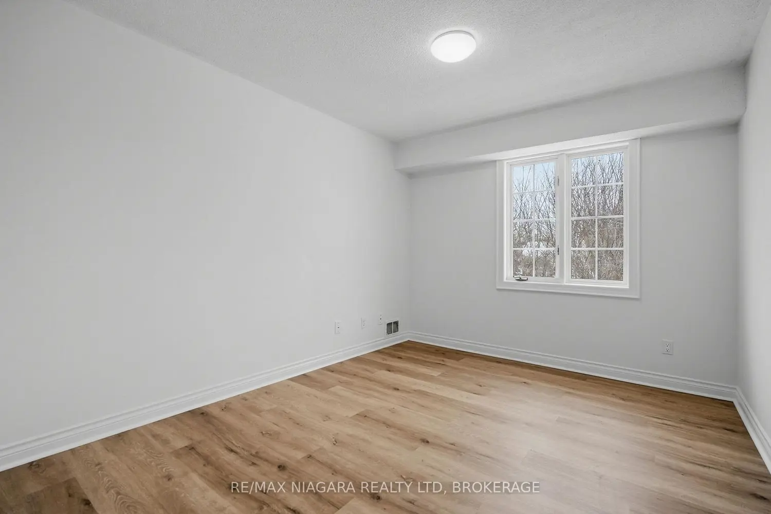 Additional image 14 of 250 Linwell Road 202