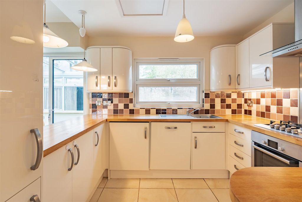Additional image 2 of 2 bed semi-detached bungalow for saleKnights Croft, New Ash Green DA3