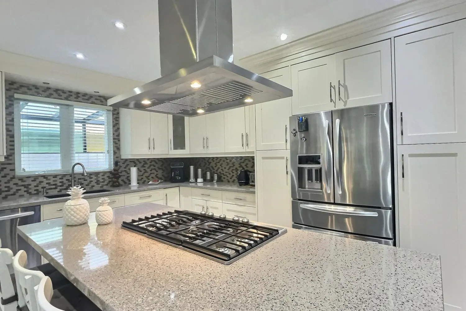 45 Greenbrook Drive photo 4