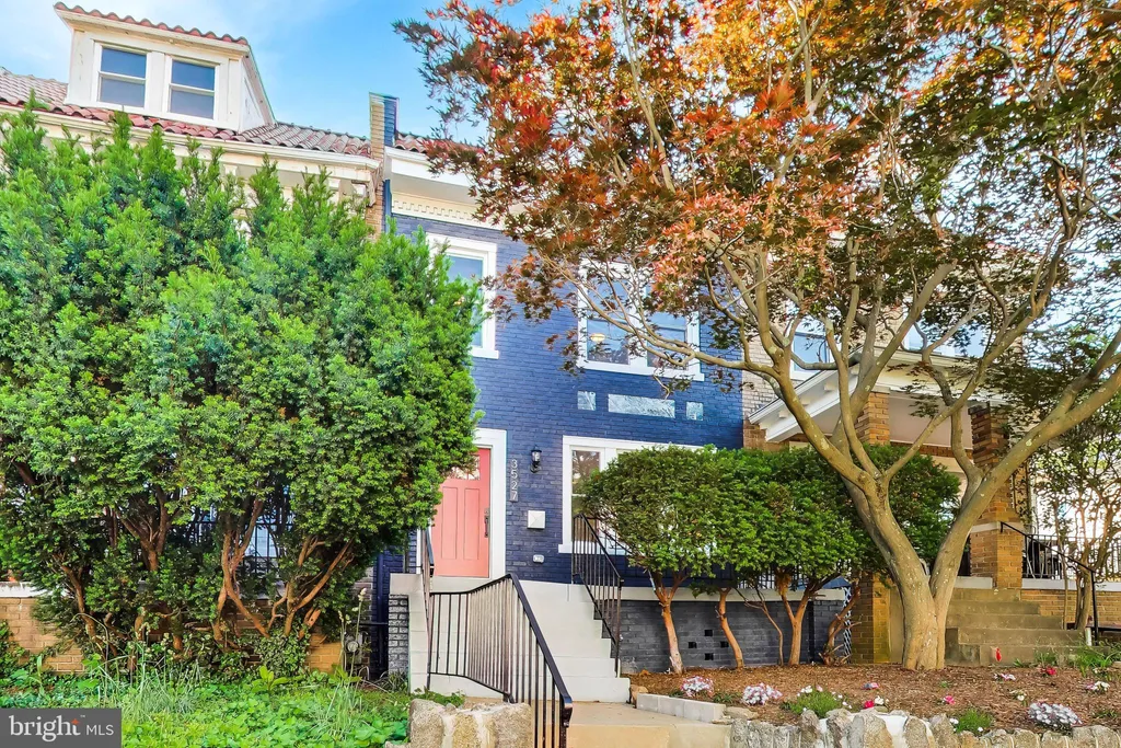 Additional image 2 of 3527 Hertford Place NW, Washington, DC 20010