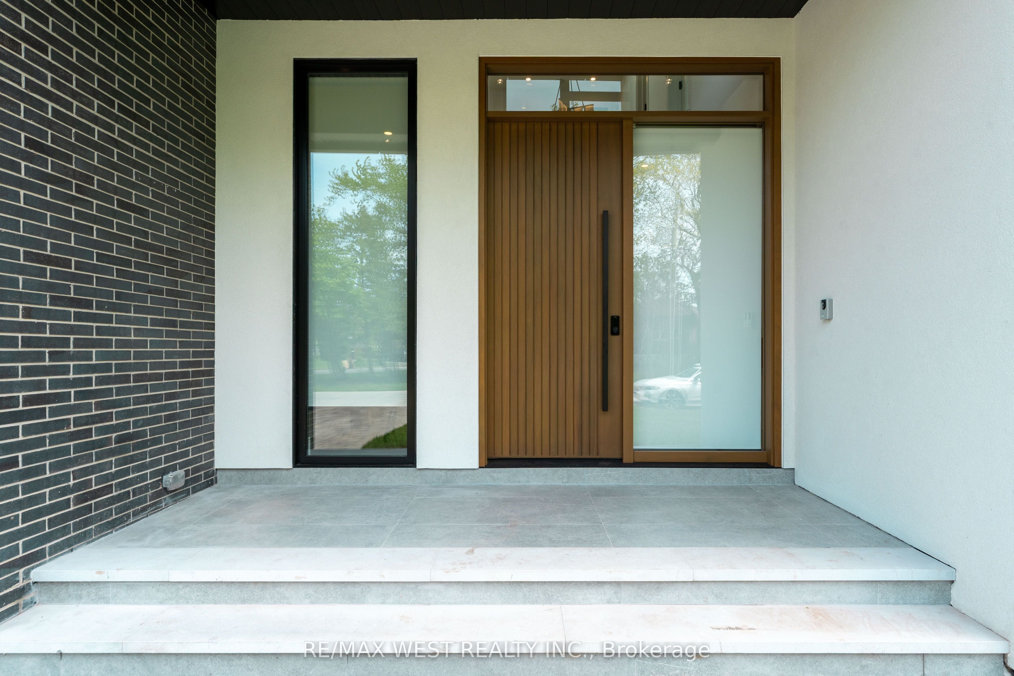 Additional image 3 of 510 Wellington Crescent, Oakville, ON, L6L 4X5