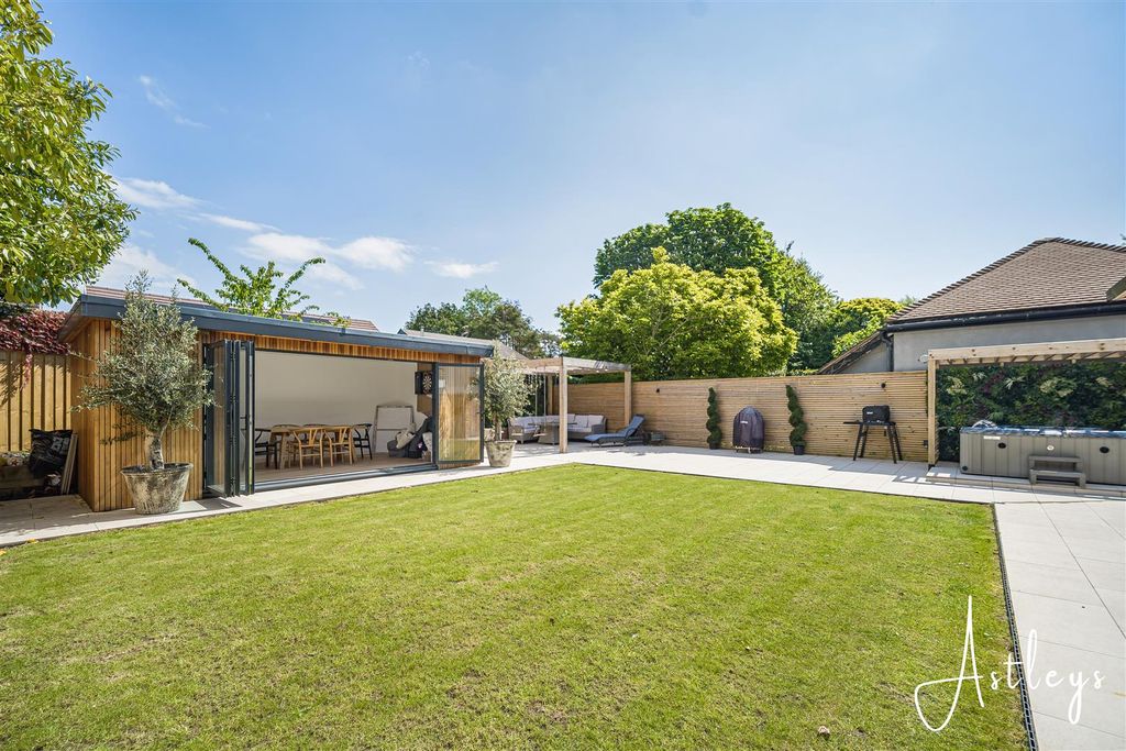 Additional image 50 of 5 bed detached house for saleSouthward Lane, Langland, Swansea SA3