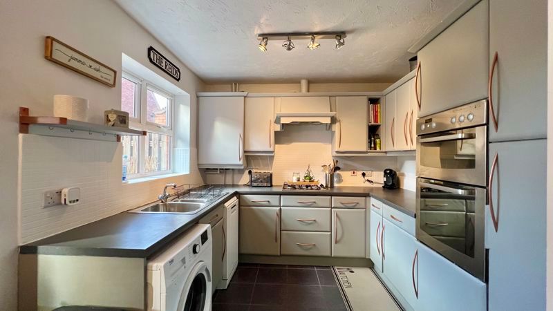 Additional image 3 of 3 bed terraced house for saleLaurel Way, Scunthorpe DN16
