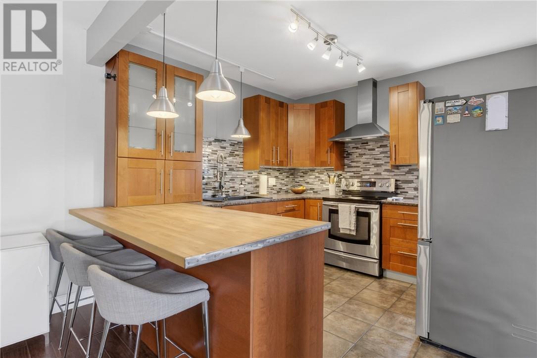 Additional image 2 of 401 Wembley Drive, Sudbury, ON, P3E1P1