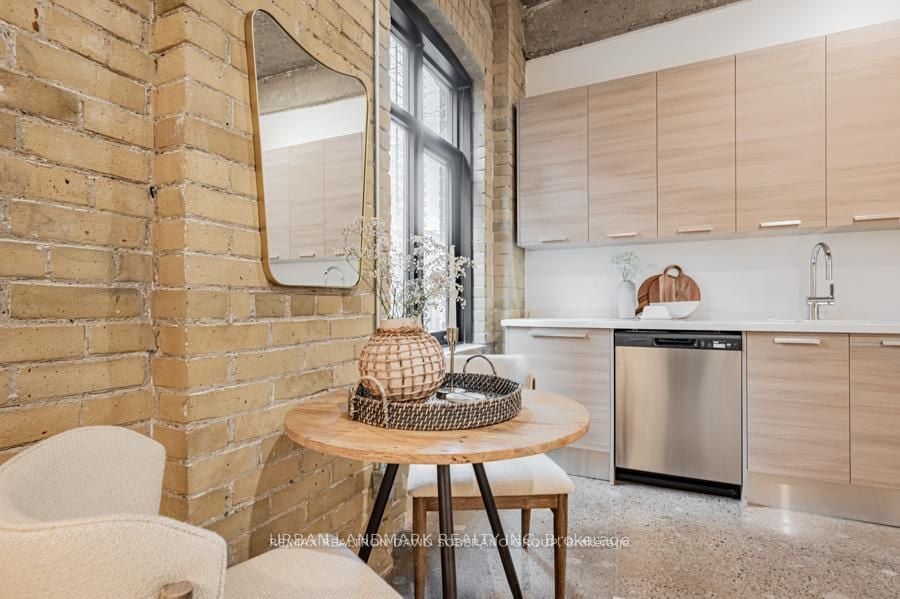 Additional image 6 of 502-9 St Nicholas Street, Toronto, ON, M4Y 1W5