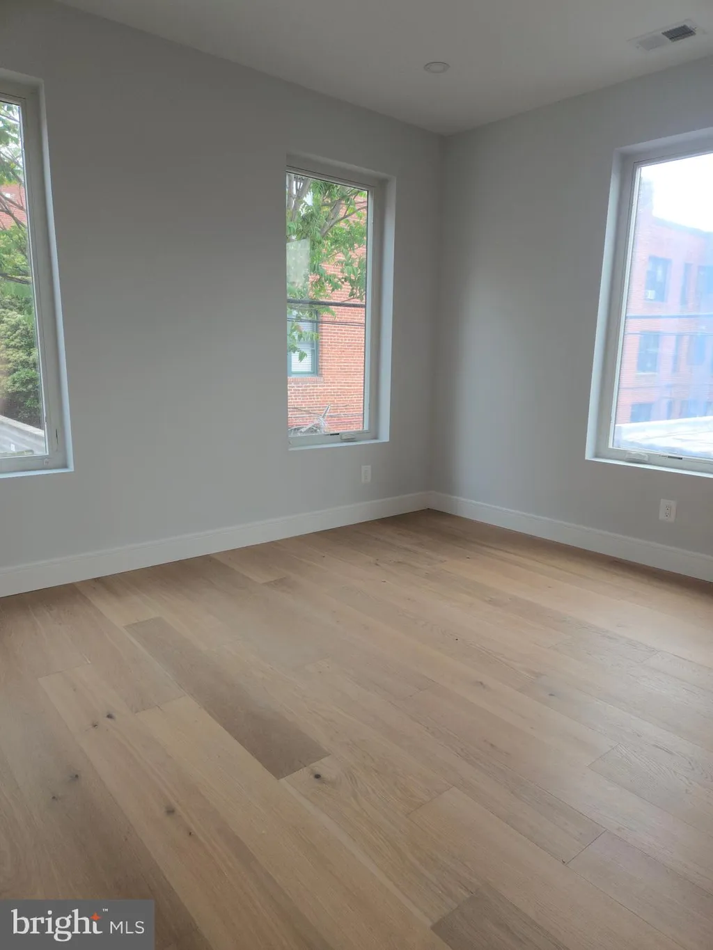 Additional image 6 of 3215 Mount Pleasant Street NW Unit 301, Washington, DC 20010