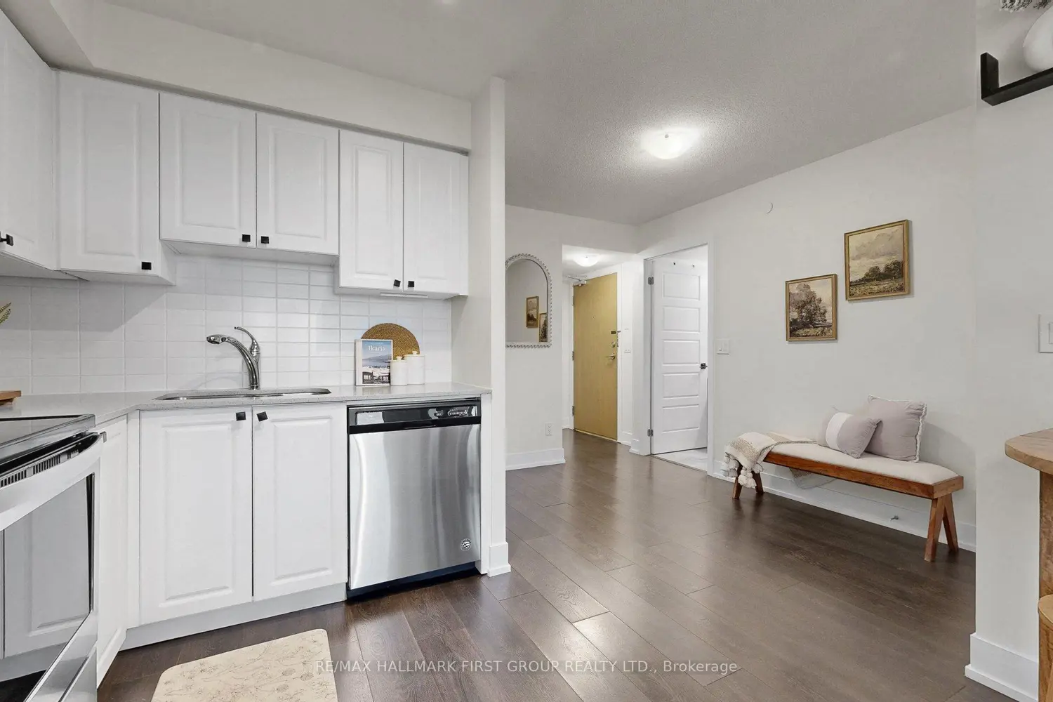 Additional image 8 of 1255 Bayly Street 605