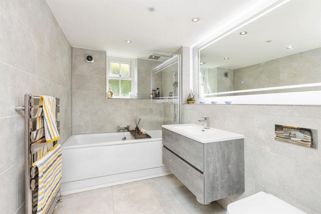 Additional image 11 of 3 bed detached house for saleLady Park Avenue, Bingley BD16