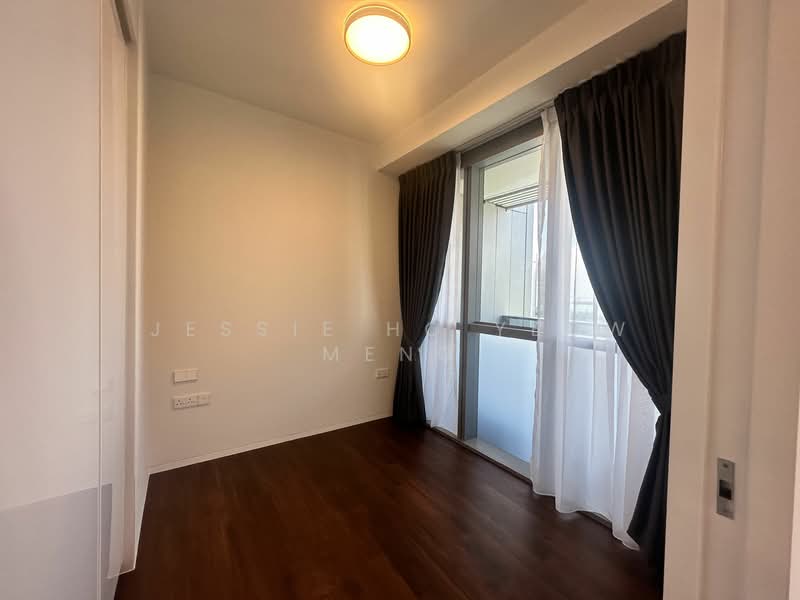 18A Amber Gardens photo 4