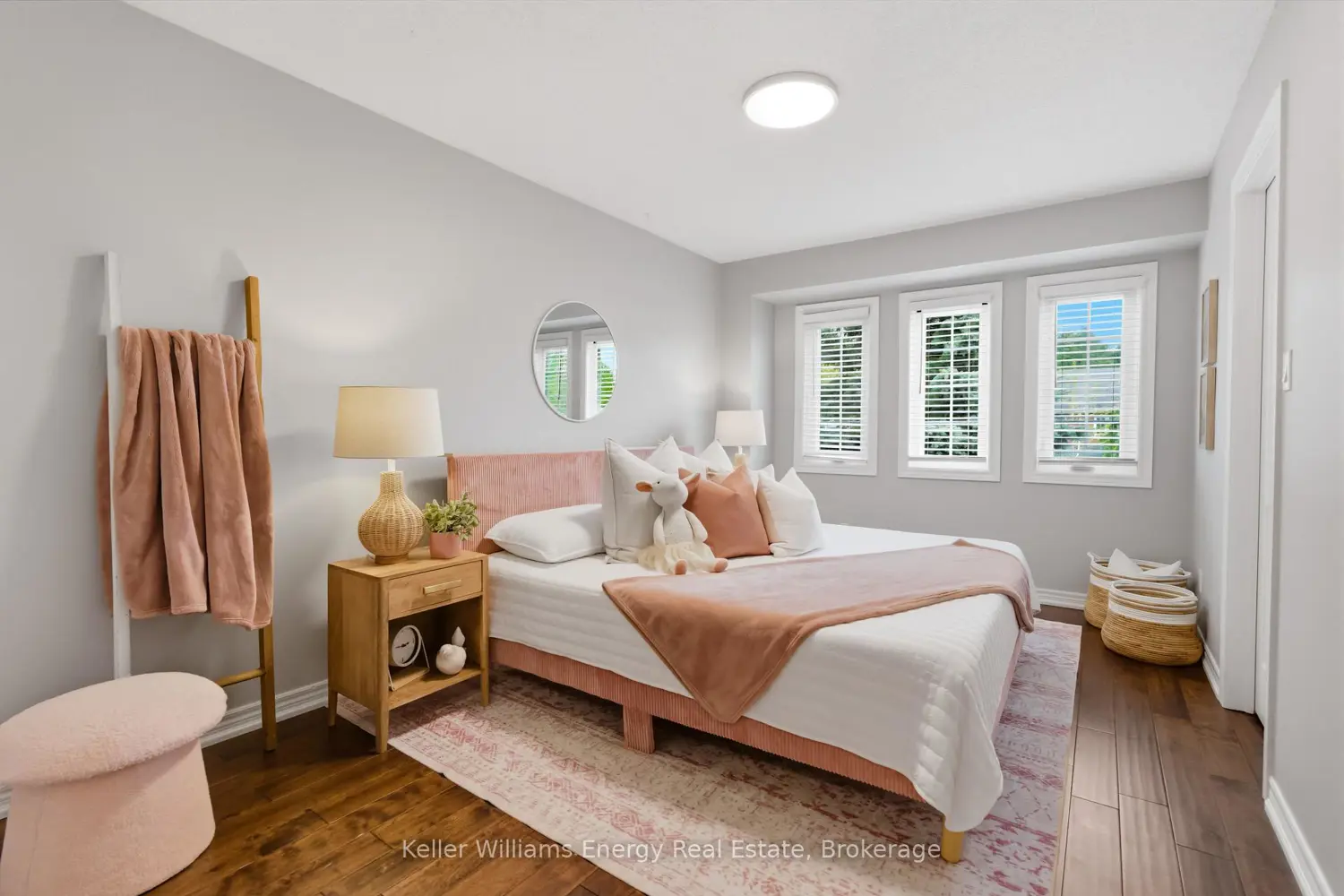 Additional image 7 of 726 Craighurst Court