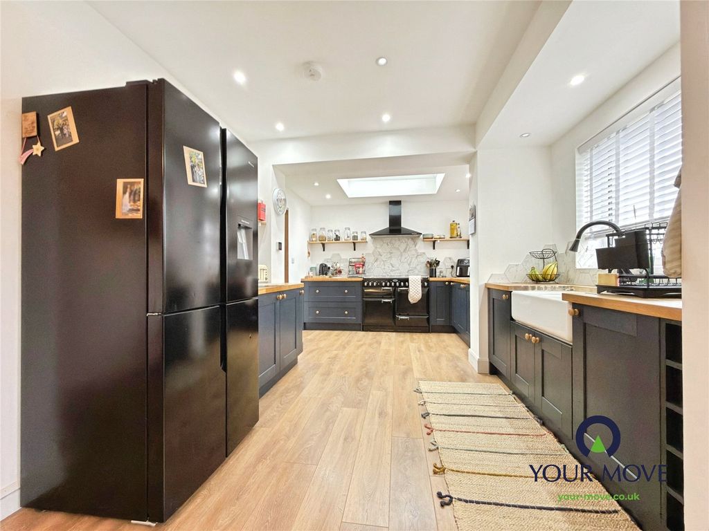 Additional image 14 of 4 bed semi-detached house for saleWallwood Road, Ramsgate, Kent CT11