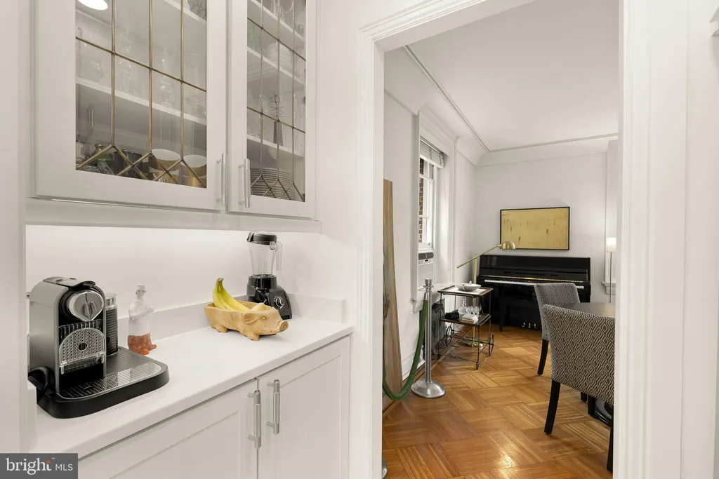 Additional image 20 of 2039 New Hampshire Avenue NW Unit 301, Washington, DC 20009