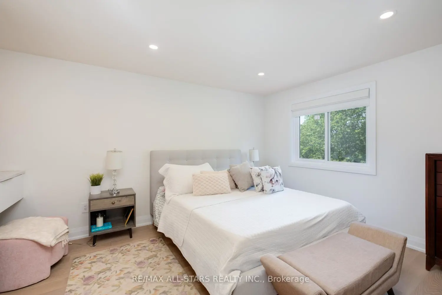 Additional image 8 of 512 Sandford Street
