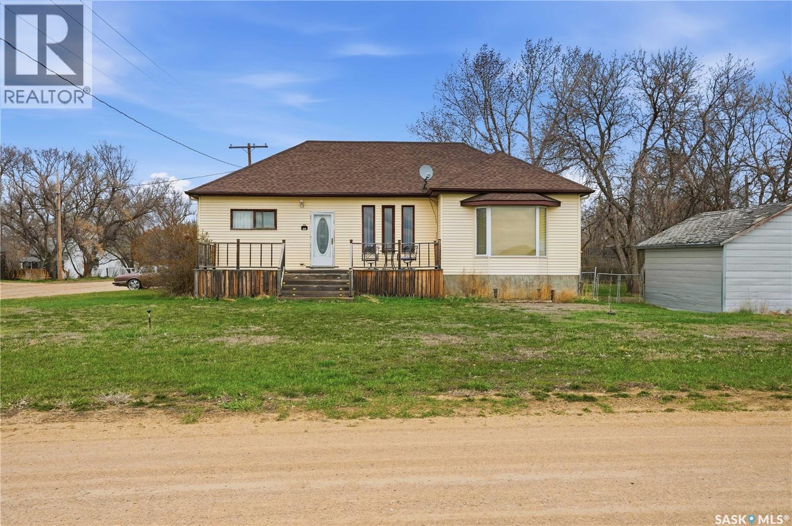 210 Railway AVENUE