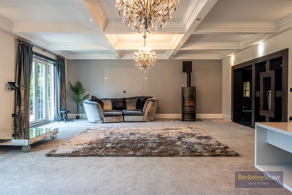 Additional image 15 of 6 bed detached house for saleVictoria Road, Freshfield L37