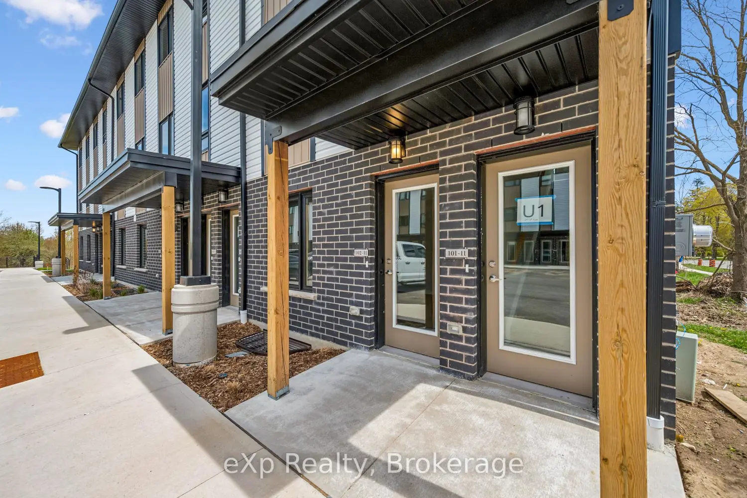 Additional image 3 of 465 Garafraxa Street 2