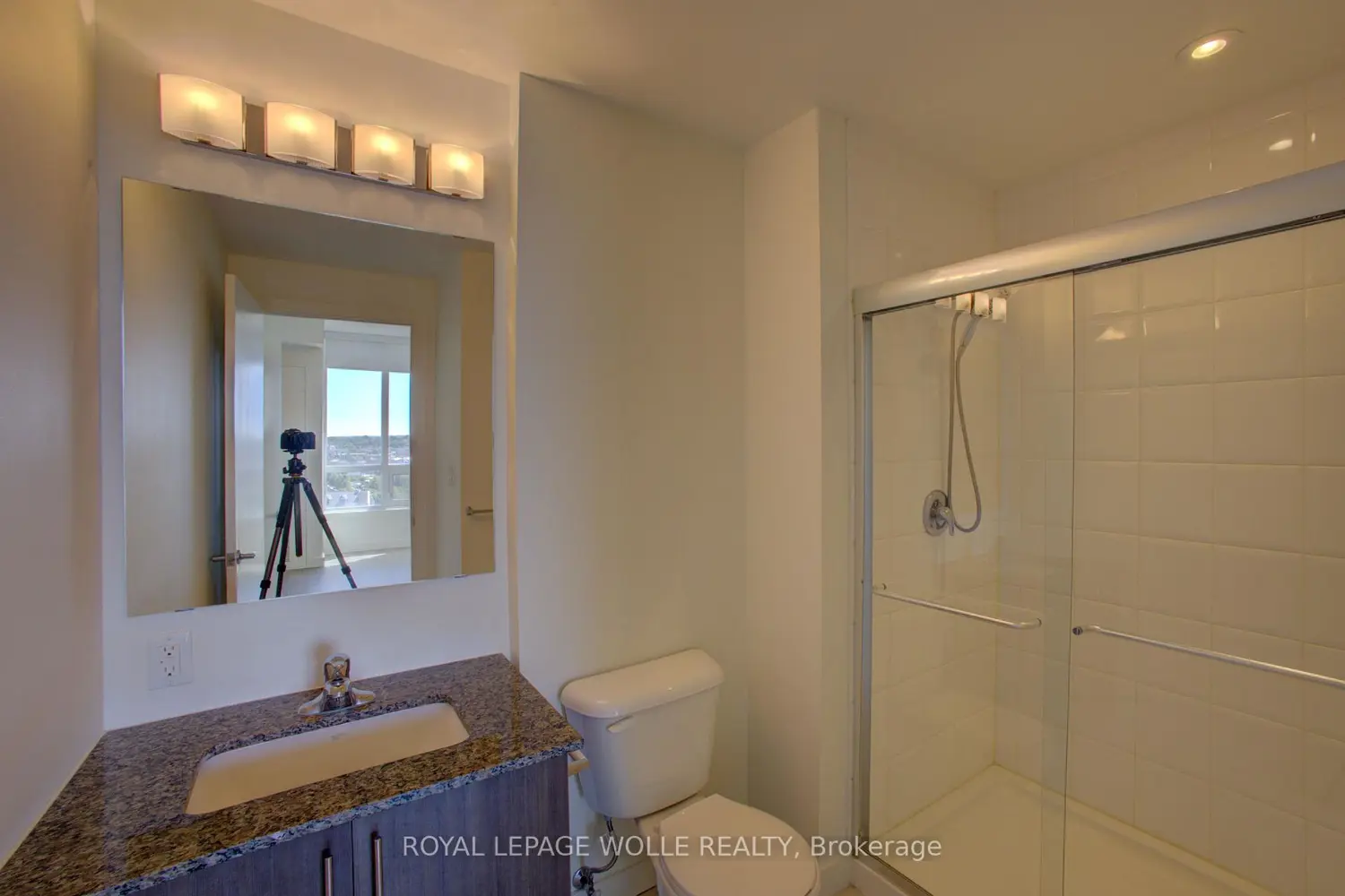 Additional image 6 of 150 Water Street 1007