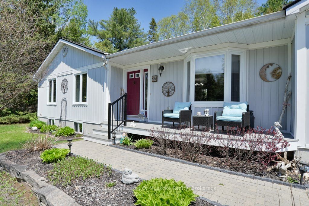 Additional image 2 of 99 Glencairn Crescent, Huntsville, ON, P1H 2J4