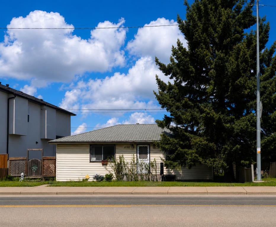 8132 Bowness Road NW, Calgary, AB, t3b0h6
